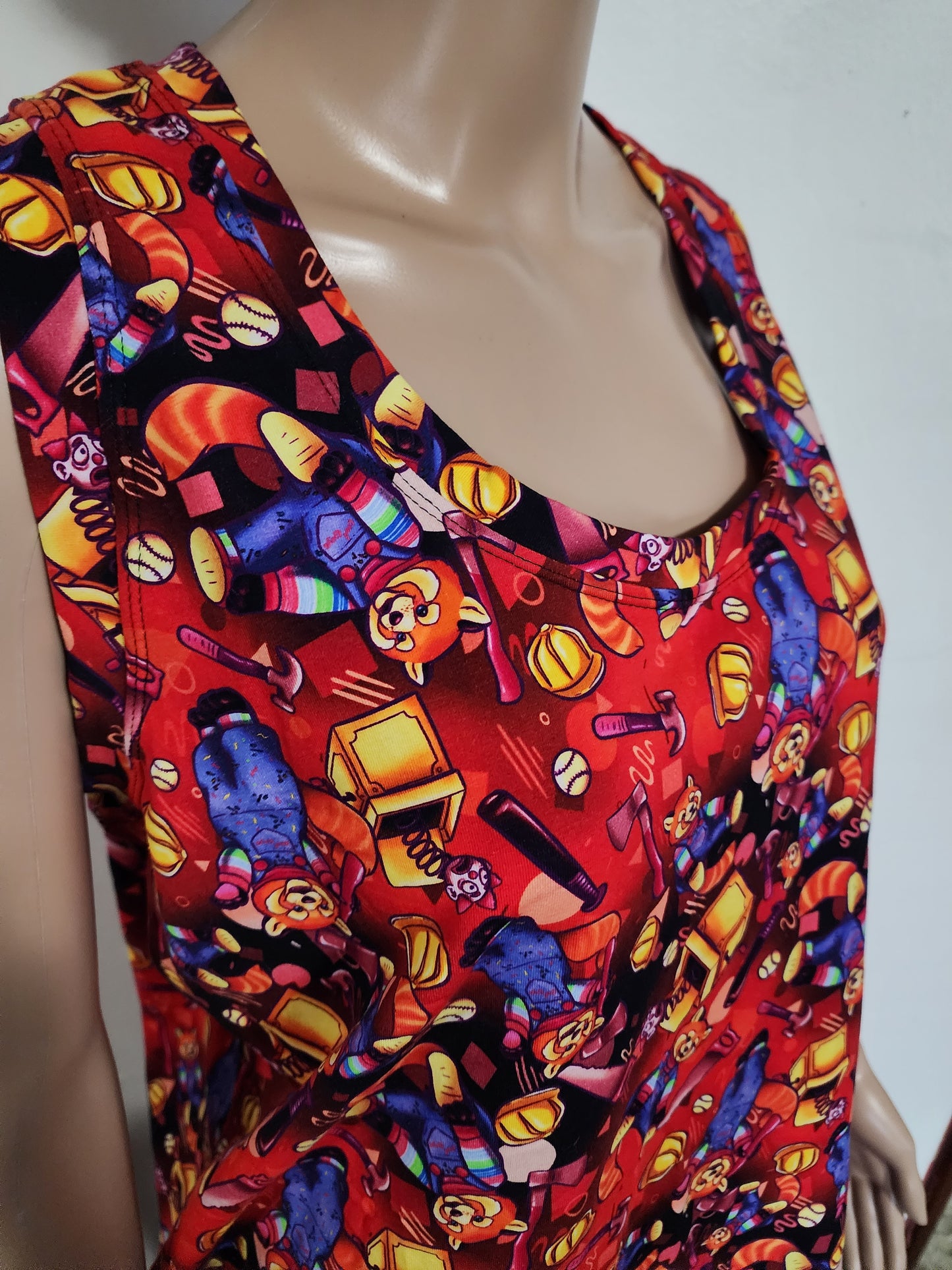 XL Red panda chucky tank