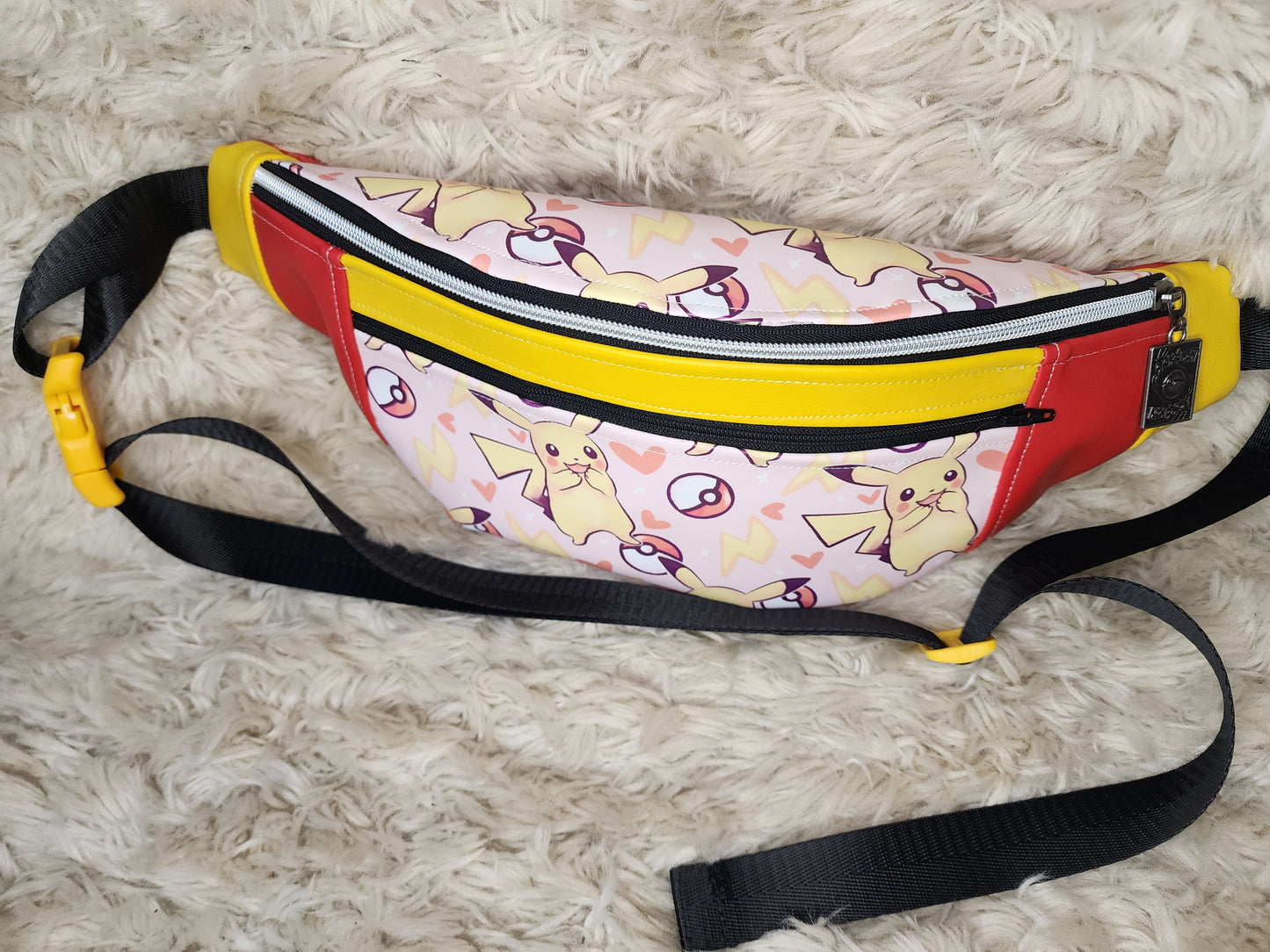 PikàLove fanny pack