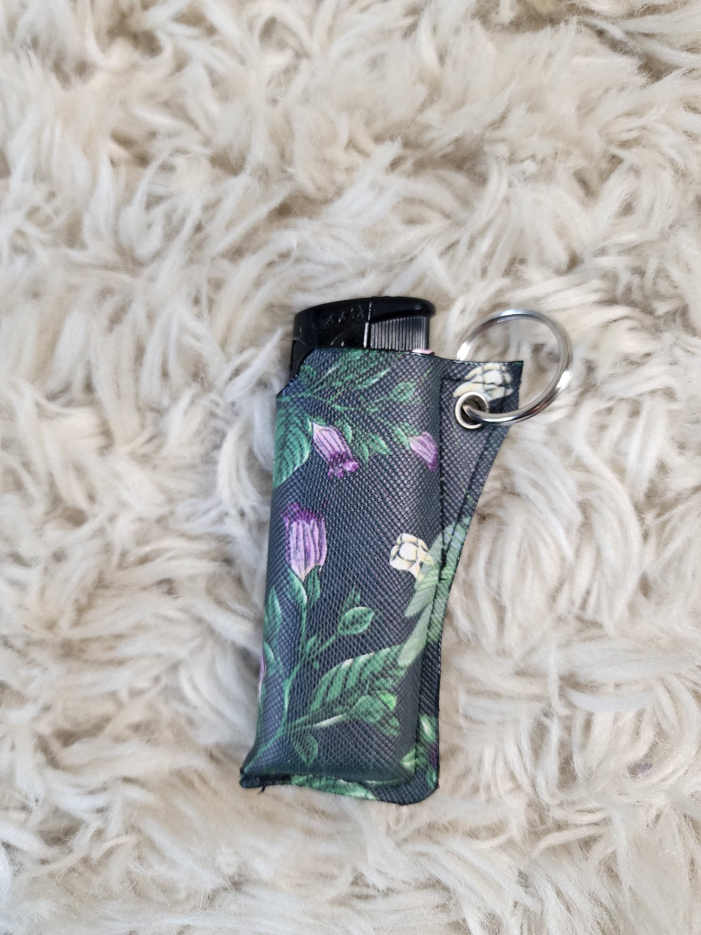Mantis keychain lighter