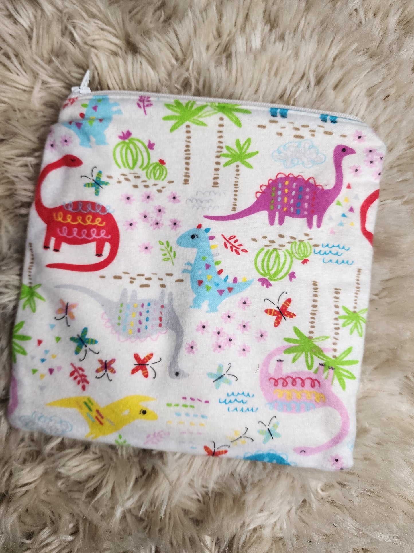 Med. Pink dinos wet bag