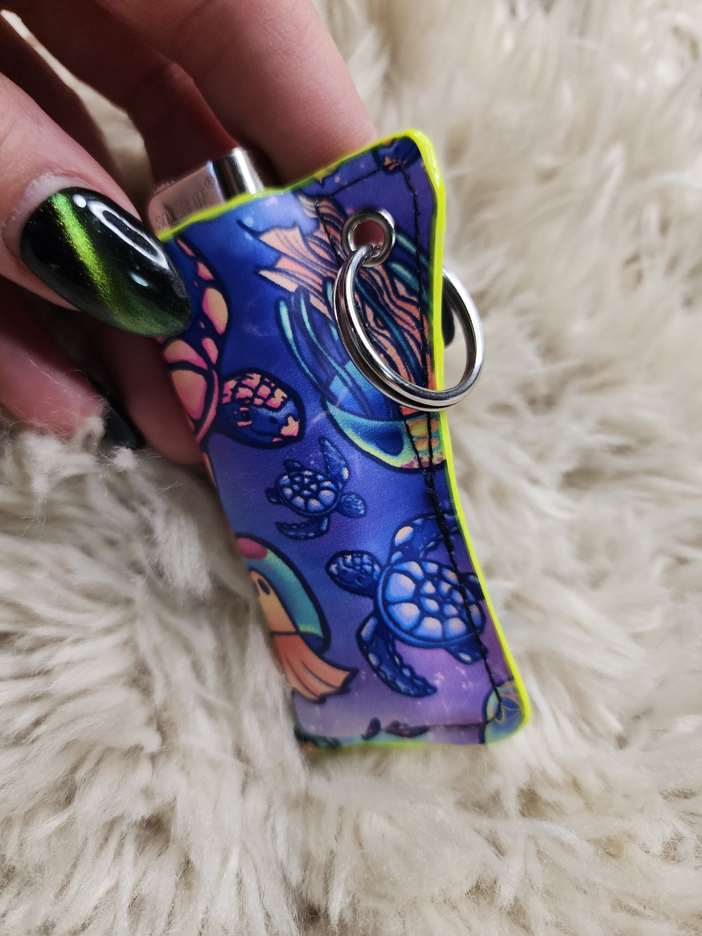 Yellow sea lighter holder