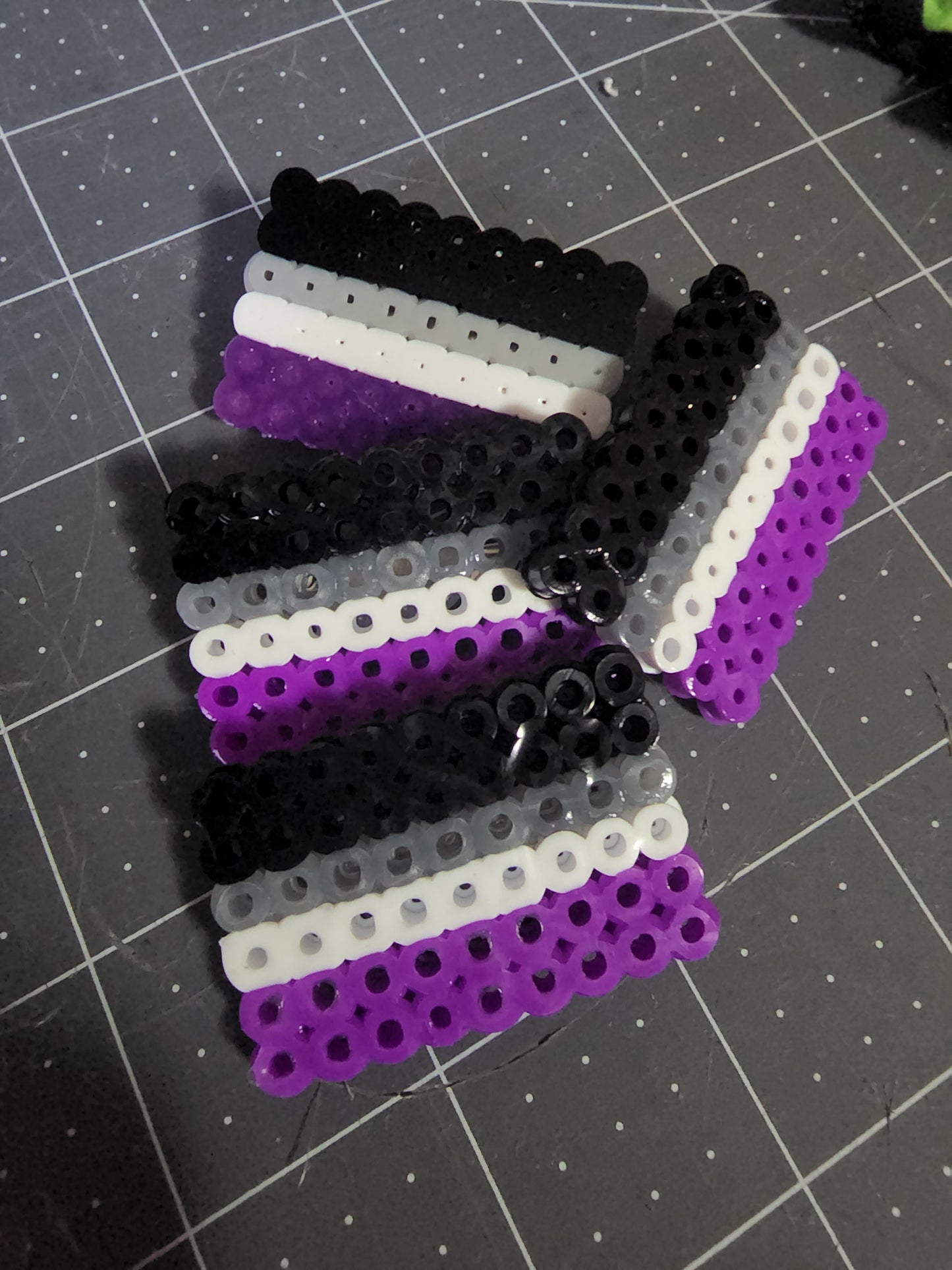 Asexual pin