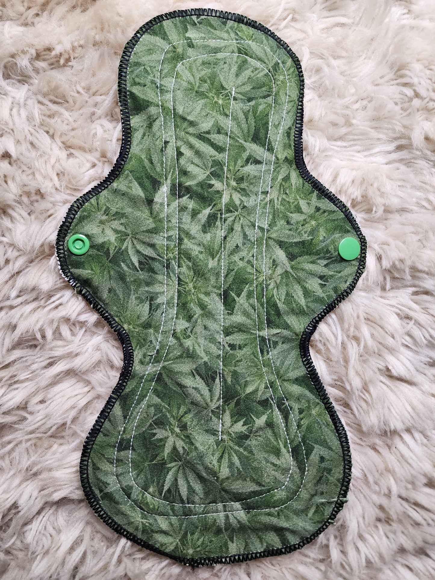 12" Weed cloth pad