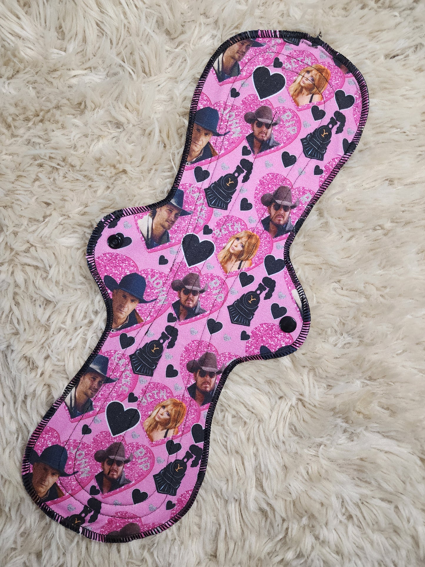 16" Yellowstone love cloth pad