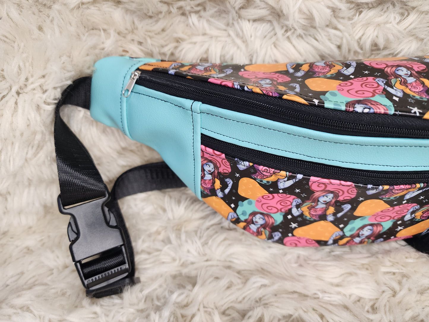 Sally Fanny pack