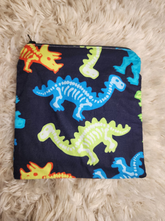 Med. Dino bones wet bag