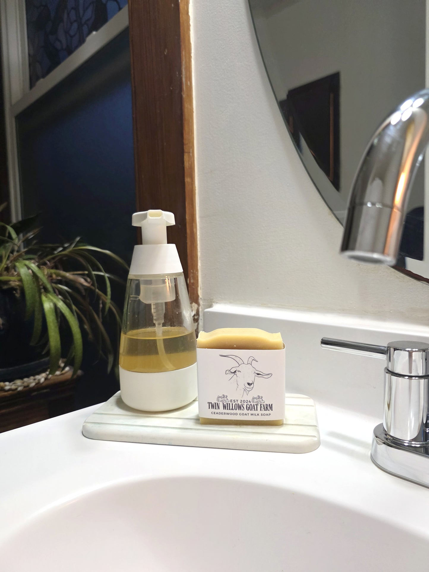 Ceaderwood goats milk soap