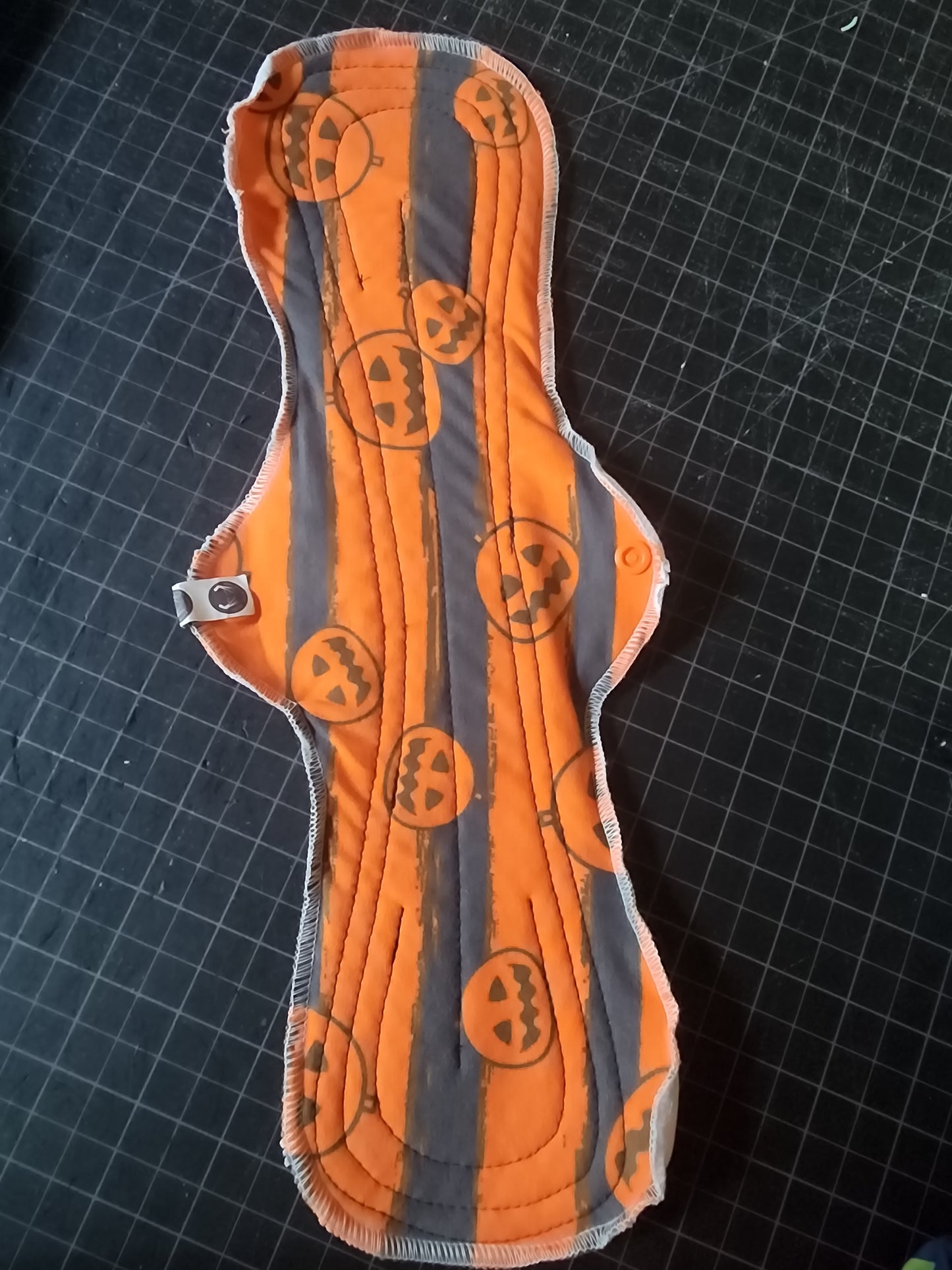 16" Pumpkin cloth pad