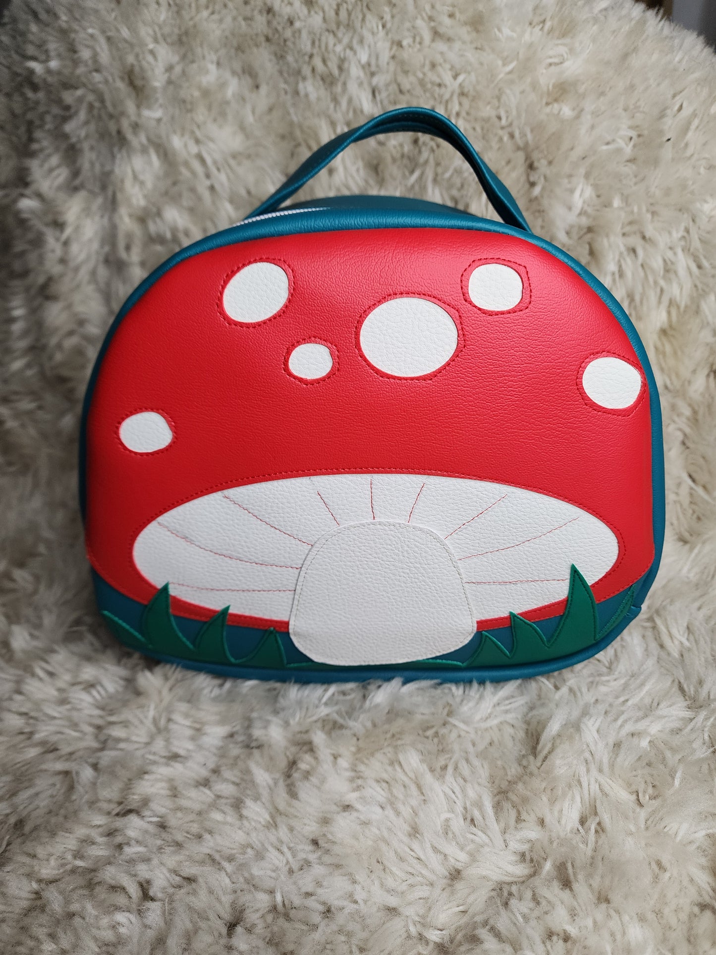 Red mushroom bag