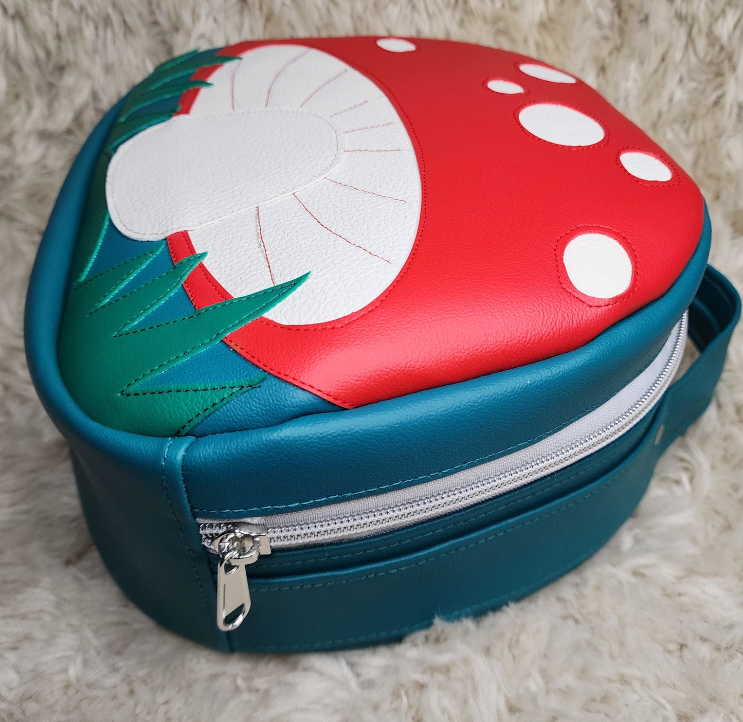 Red mushroom bag