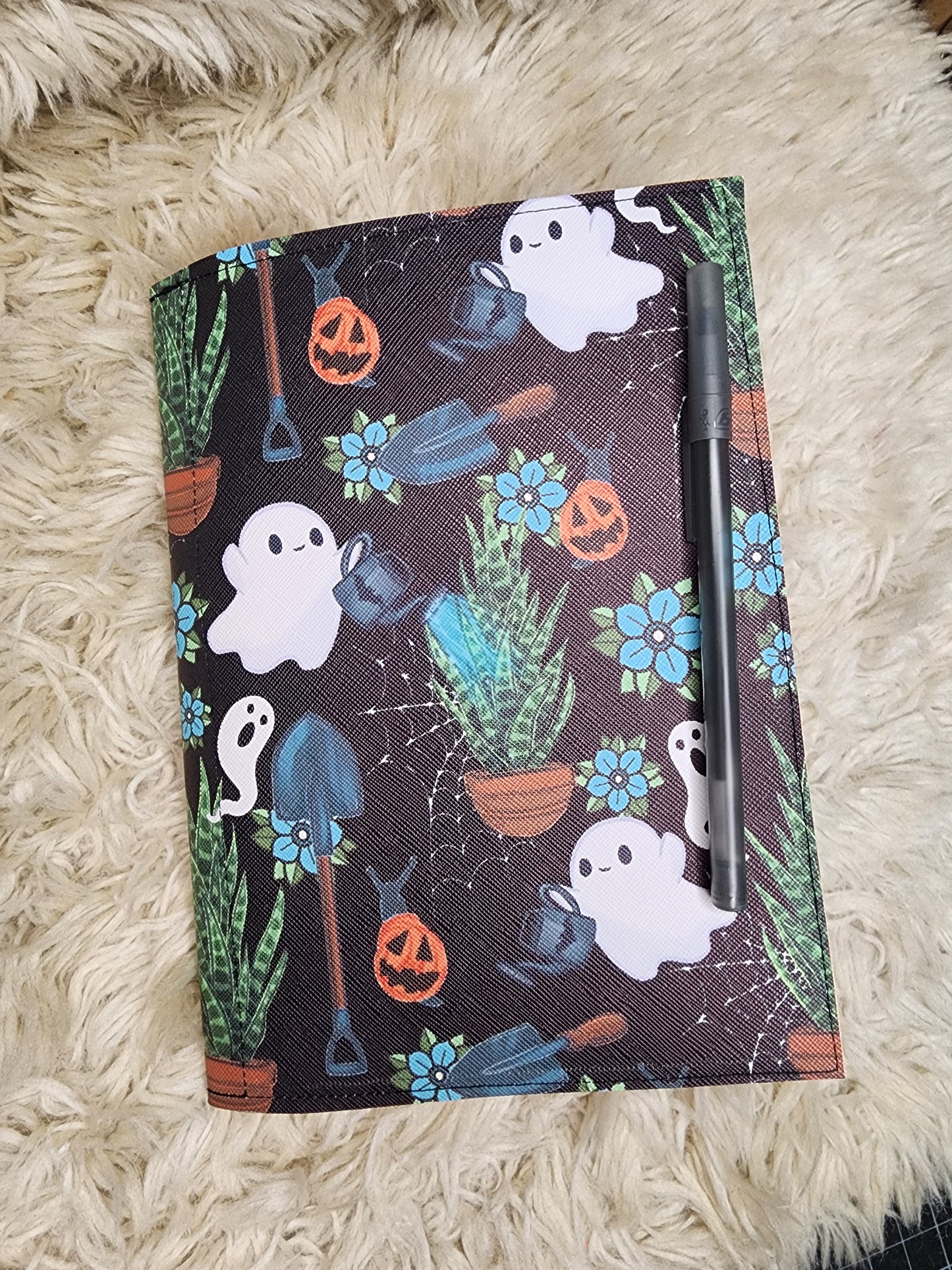 Plant ghost mini notebook holder
