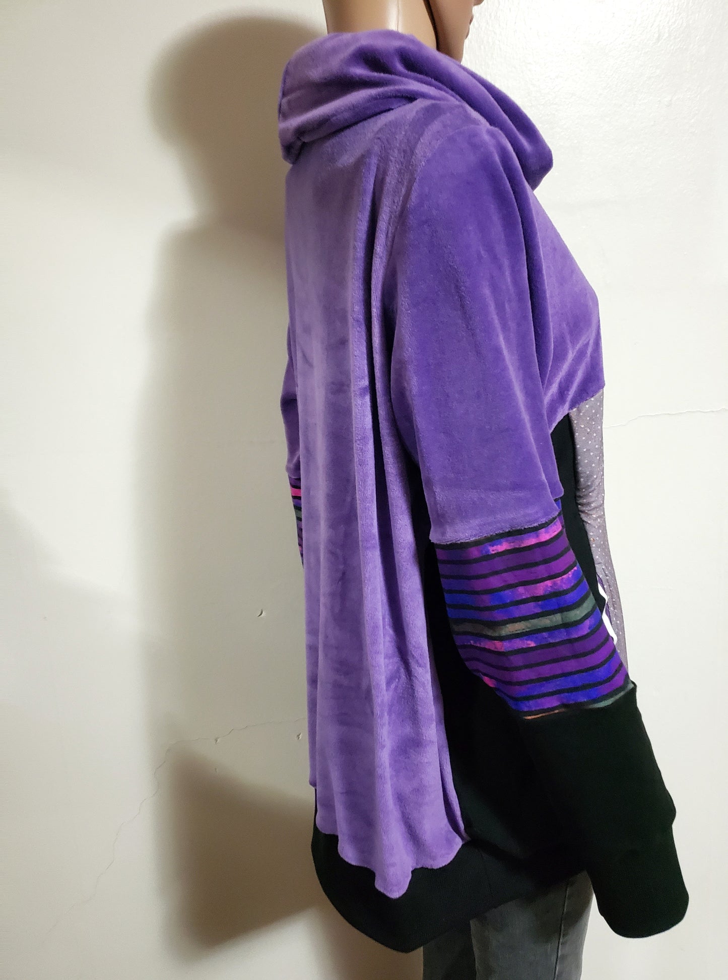 XXL Color blocked purple velour unicorn hoodie